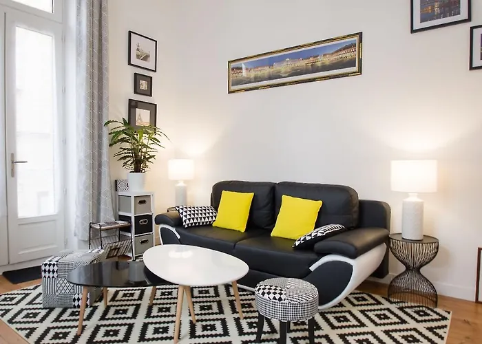 Apartment Le Saint-aubin By Cocoonr *